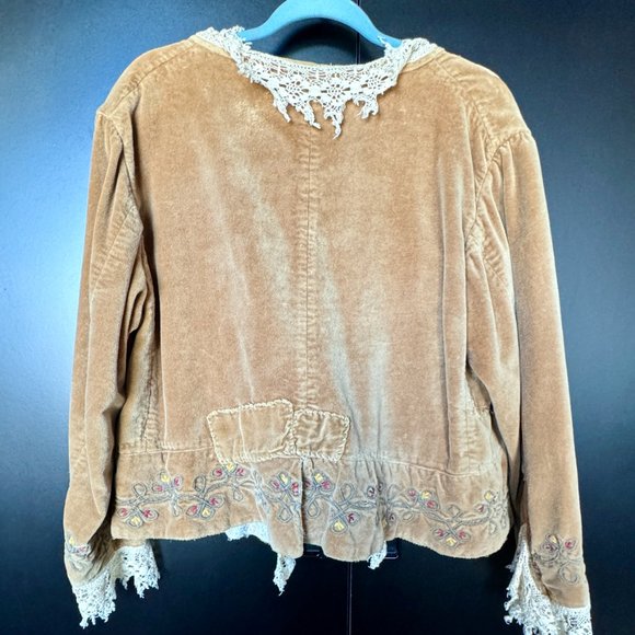 Magnolia Pearl Velvet Crown Jacket - Picture 6 of 7